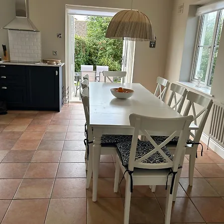 בית נופש Seaview אניסקרון